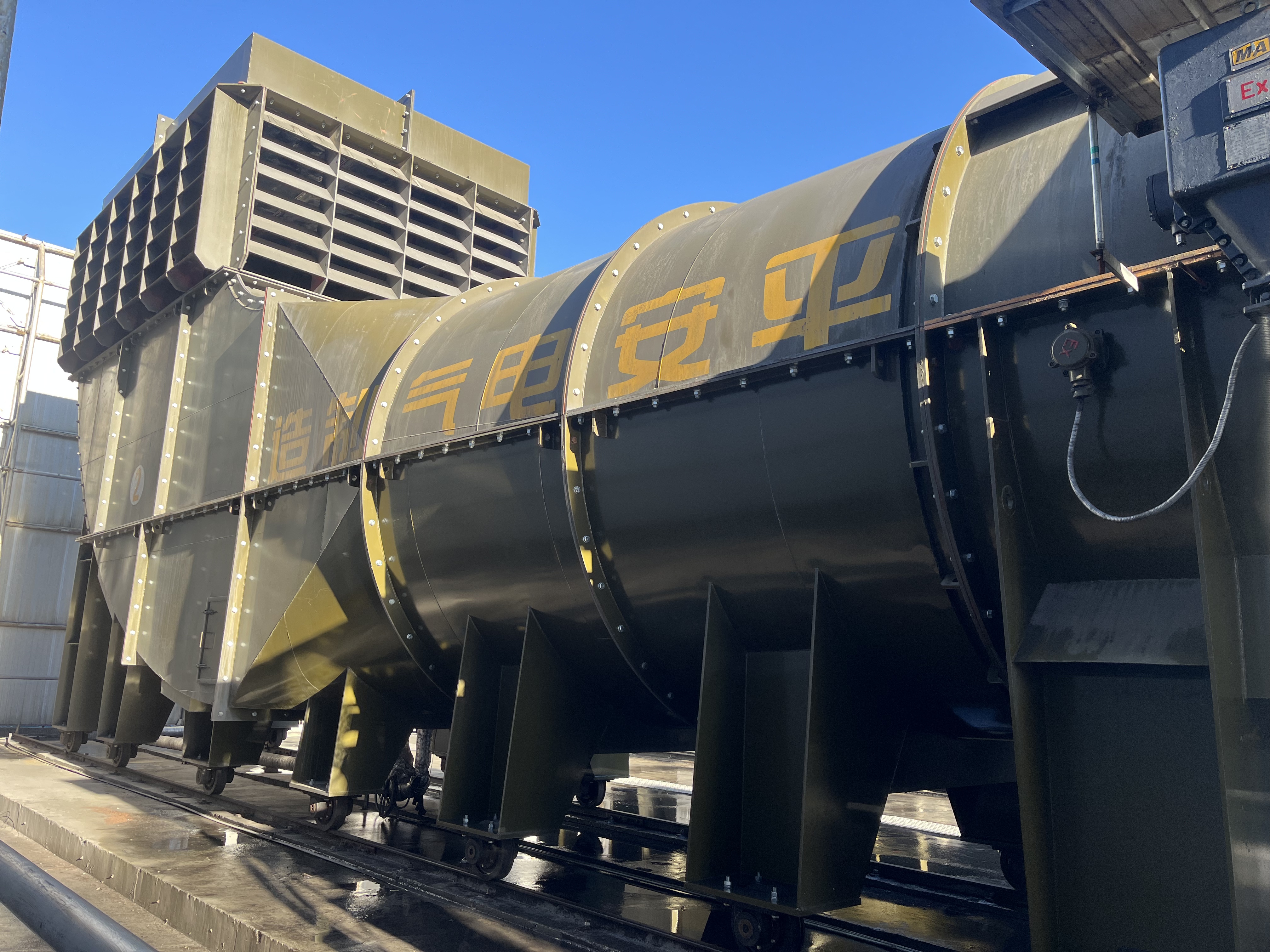 軸流風(fēng)機(jī).jpg 軸流風(fēng)機(jī).jpg